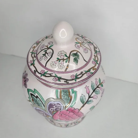 Floral porcelain ginger jar cookie jar vase decor with lid. 10 tall with lid.